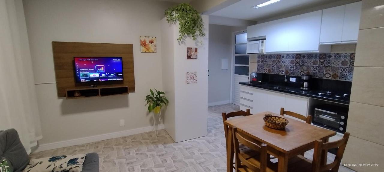 Residencial Bernardo, Meia Quadra Do Trapiche Florianópolis Exteriör bild