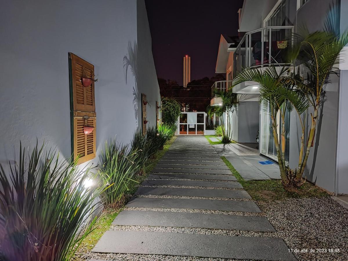 Residencial Bernardo, Meia Quadra Do Trapiche Florianópolis Exteriör bild